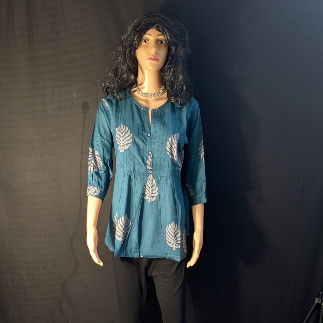 Peacock Green Tunic Style Kurti for Jeans – Grey Printed Design