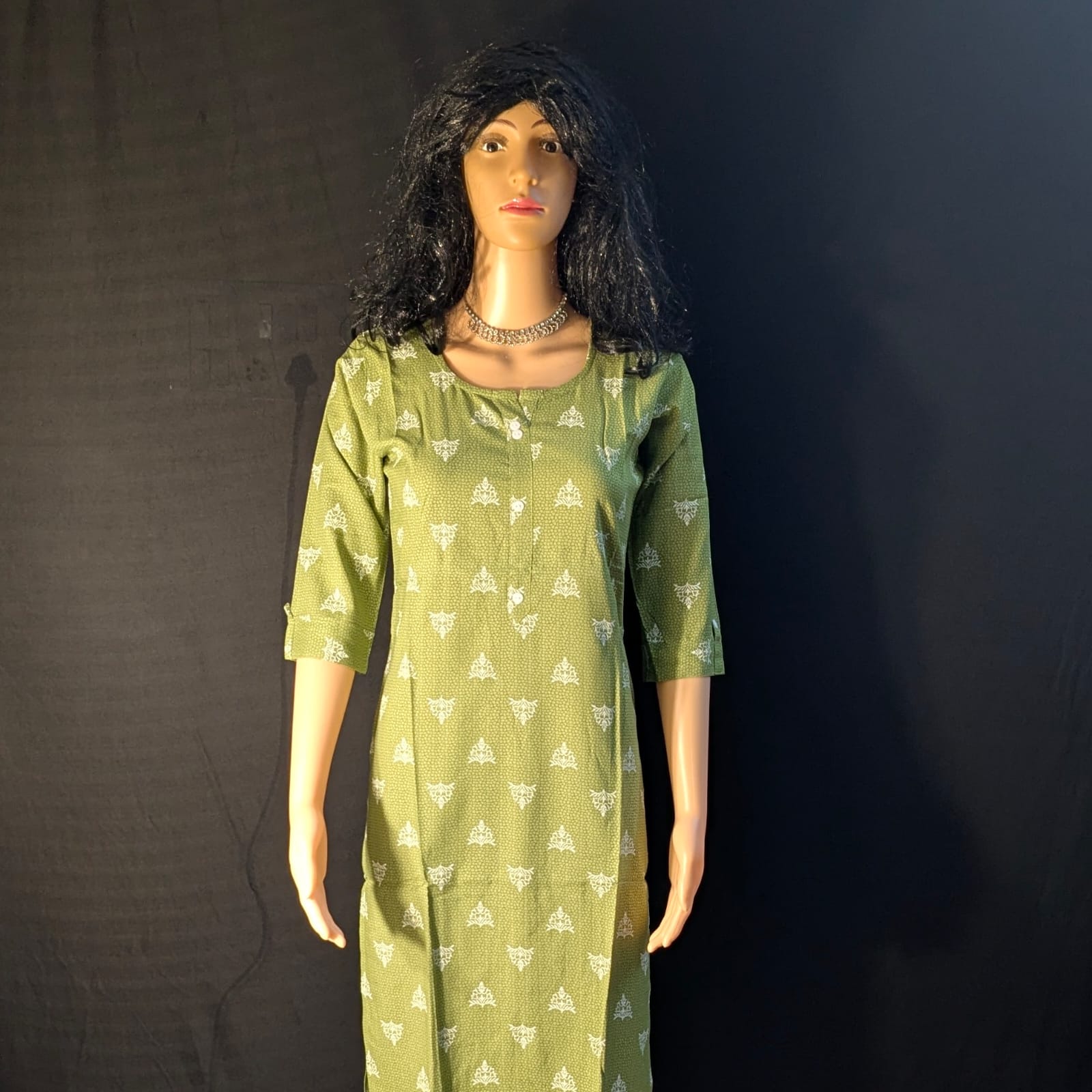 Trendy Green Straight-Cut Kurti with White Prints | Capsule Style Kurti for Jeans